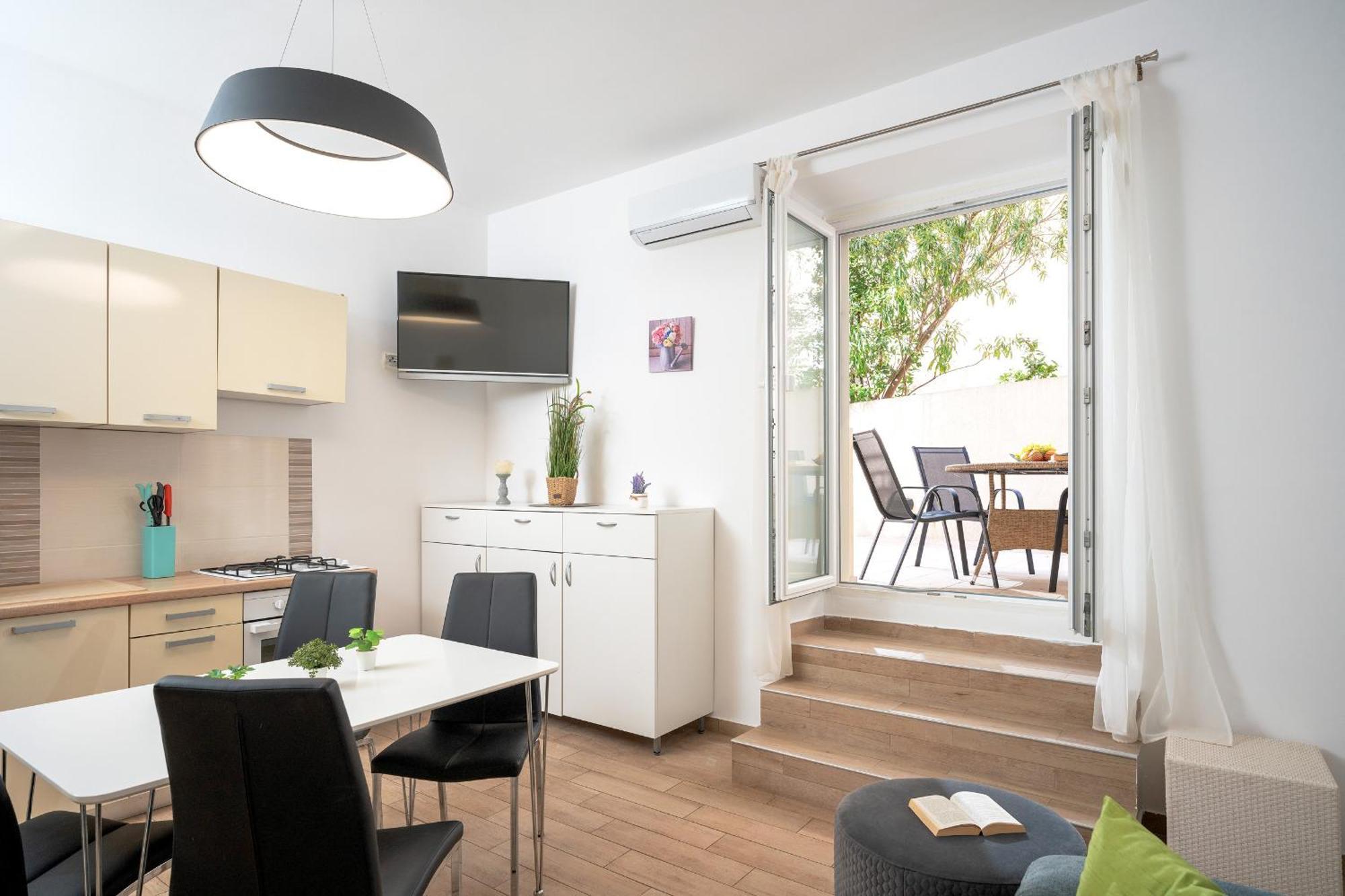 Villa Rajski Dvor Bol Esterno foto